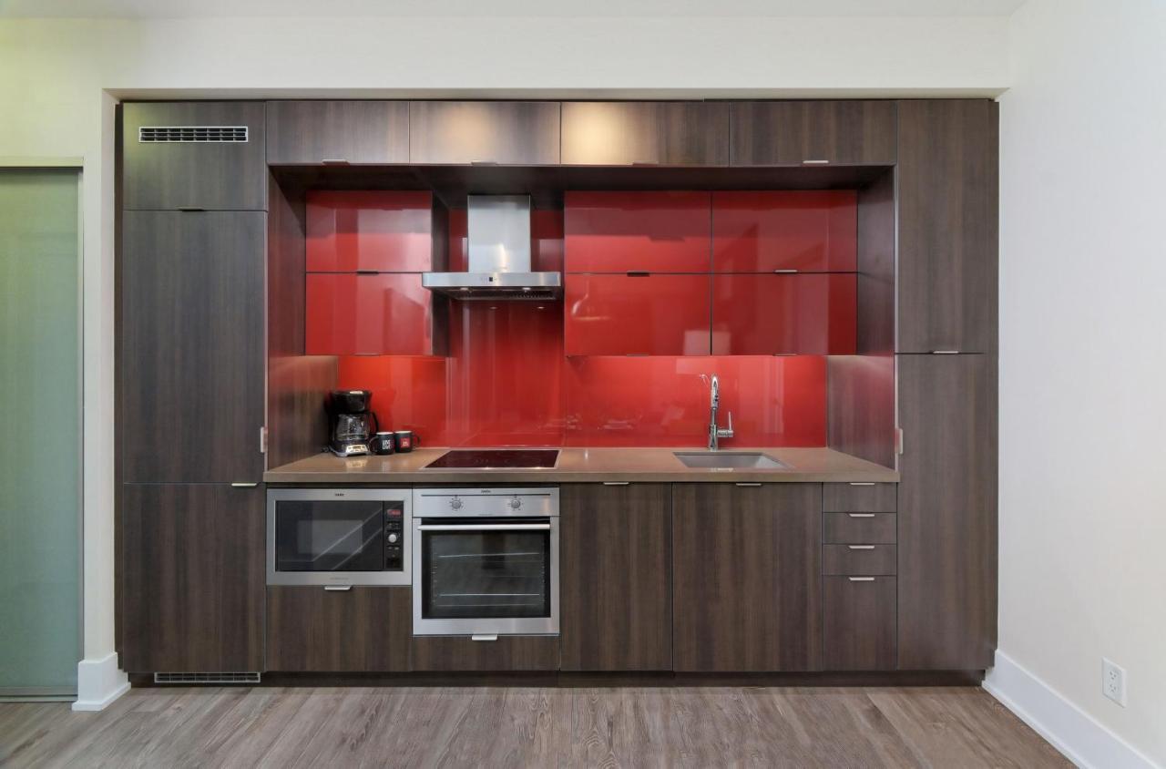 Delsuites - 300 Front Street - 30 Night Stays Торонто Экстерьер фото