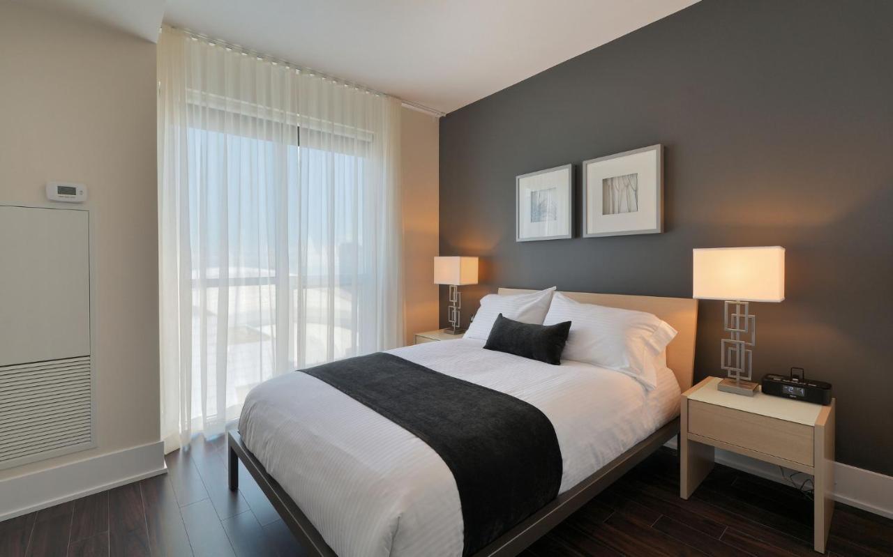 Delsuites - 300 Front Street - 30 Night Stays Торонто Экстерьер фото
