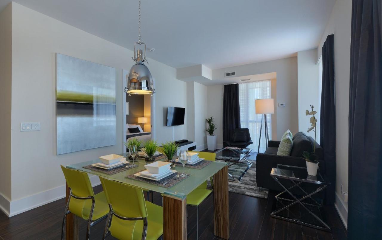 Delsuites - 300 Front Street - 30 Night Stays Торонто Экстерьер фото