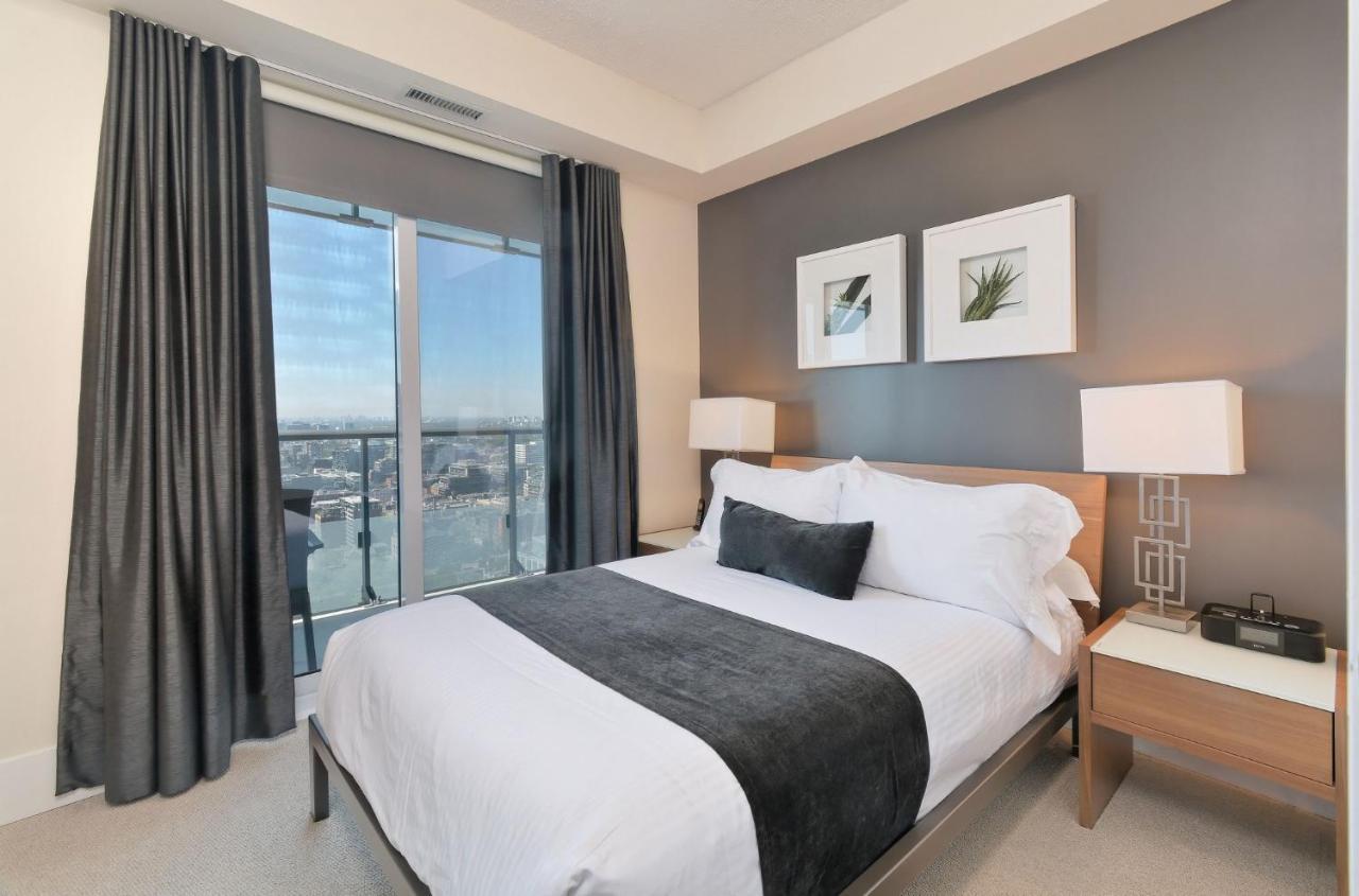Delsuites - 300 Front Street - 30 Night Stays Торонто Экстерьер фото