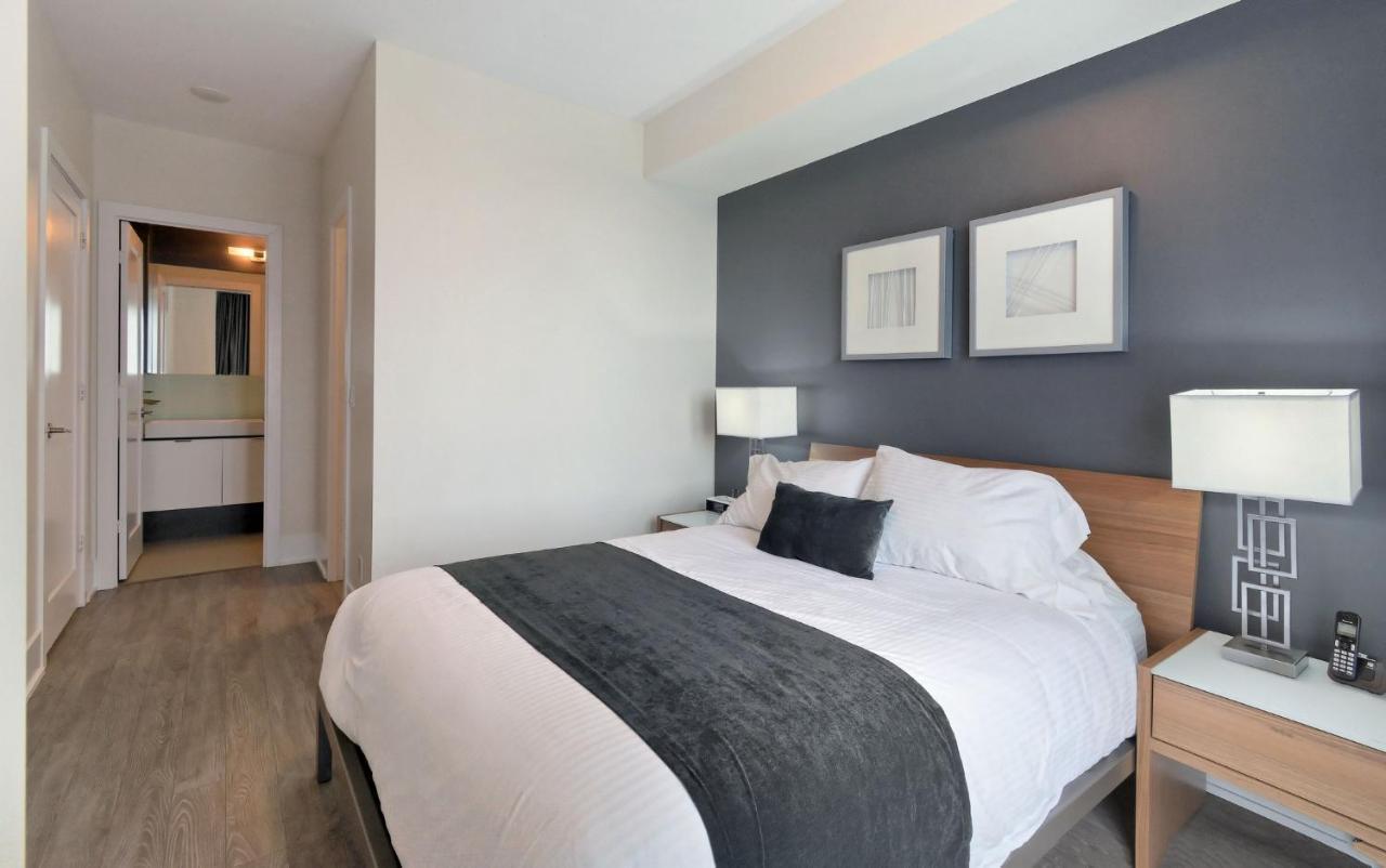 Delsuites - 300 Front Street - 30 Night Stays Торонто Экстерьер фото